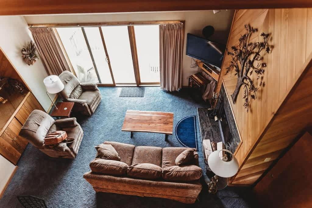 Top Floor Luxury, Sauna, Private Pool, Lake Bellaire Beach, 5 Beds, 4 Full Bath Kültér fotó